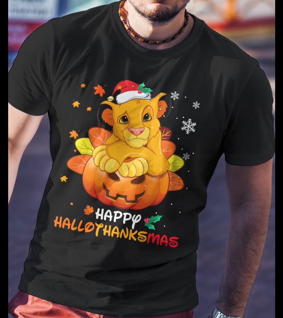 Happy Hallothanksmas Simba Pumpkin Santa Hat Snowflakes T-Shirt