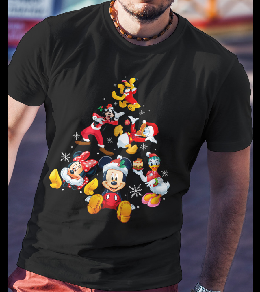 Mickey Minnie Donald Goofy Pluto Daisy Christmas Tree Noel T-Shirt