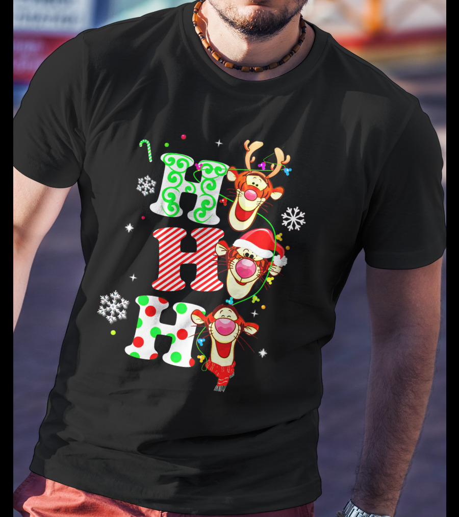 Ho Ho Ho Tigger Christmas Reindeer Santa Snowflakes T-Shirt