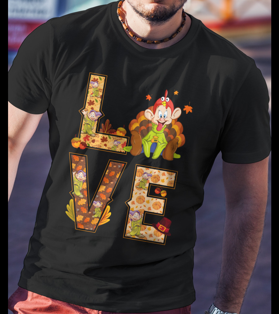 Love Thanksgiving Dopey Characters And Autumn Leaves T-Shirt