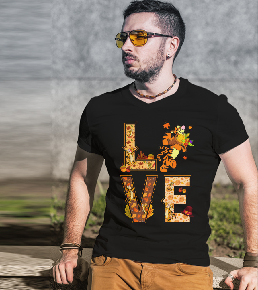 Love Tigger Thanksgiving Autumn Leaves T-Shirt