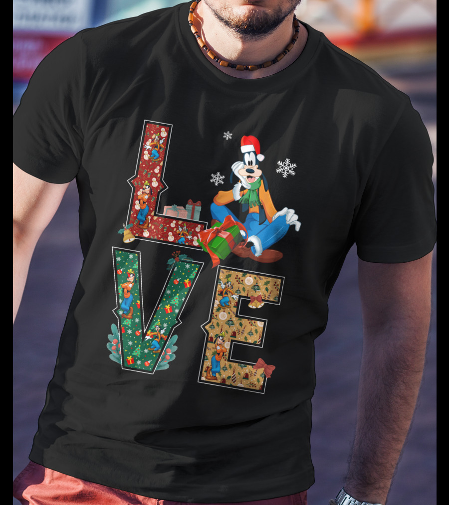 Goofy Love Christmas Festive Celebration T-Shirt