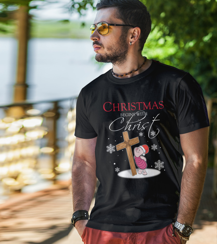 Christmas Begins With Christ Piglet Santa Hat Snowflakes T-Shirt
