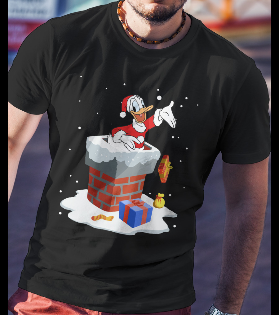 Santa Donald Chimney Christmas Presents T-Shirt