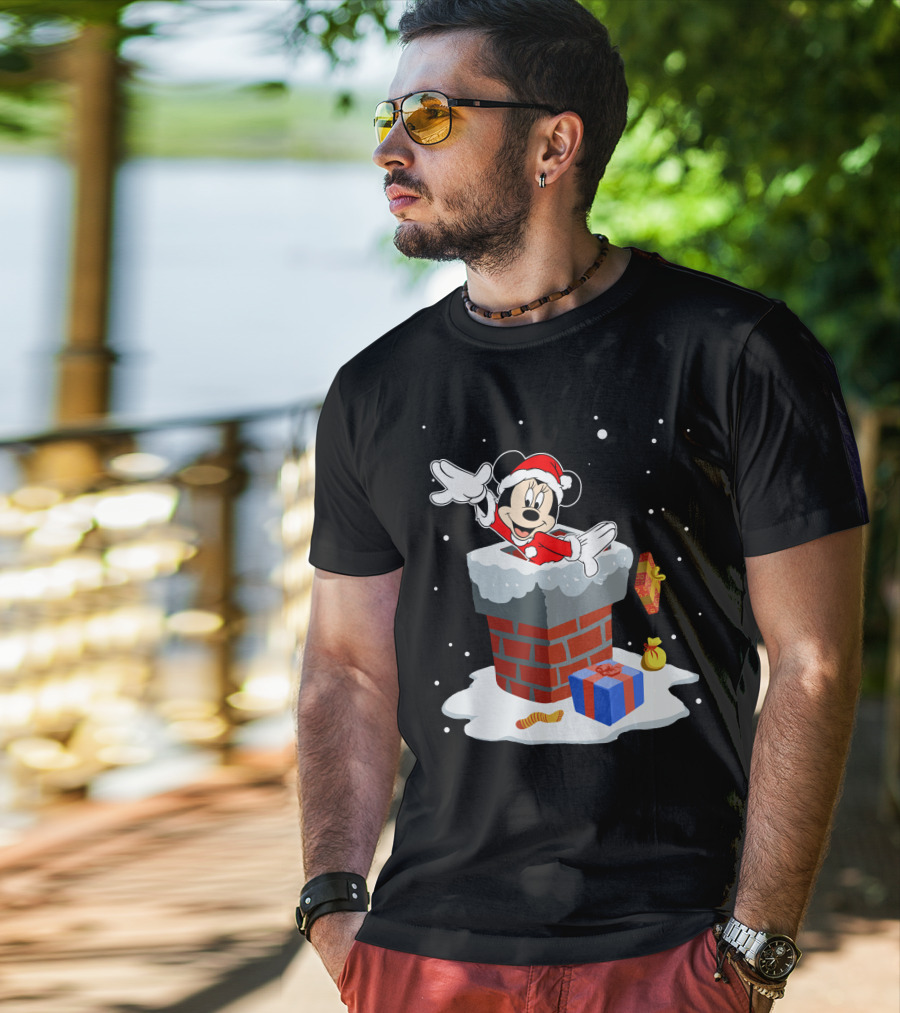 Minnie Santa Christmas Chimney Presents T-Shirt