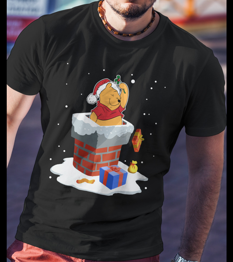 Winnie The Pooh Christmas Santa Chimney Holiday Mistletoe Snow Gifts T-Shirt