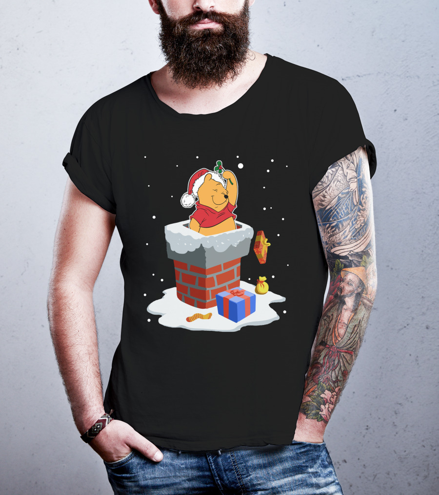 Winnie The Pooh Christmas Santa Chimney Holiday Mistletoe Snow Gifts T-Shirt