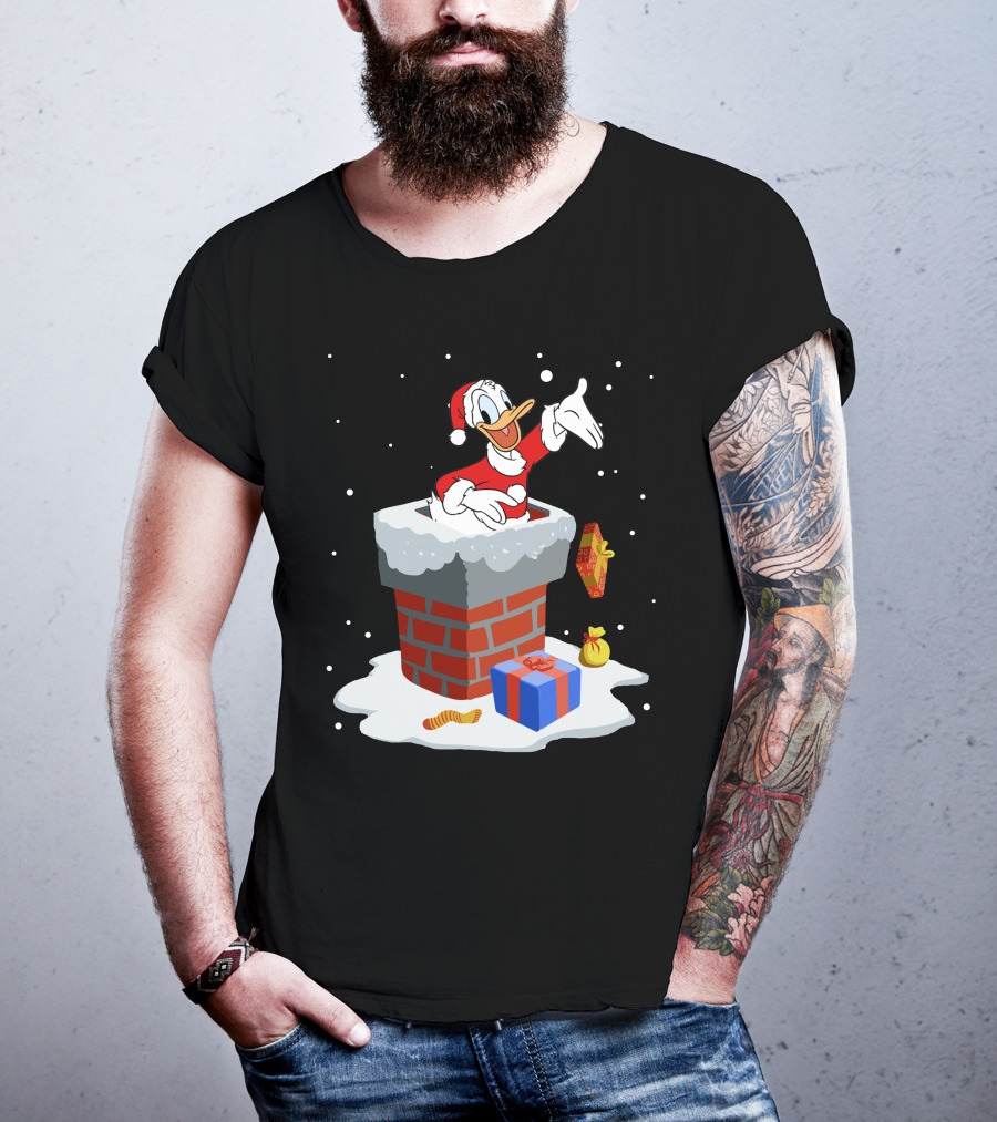 Donald Duck Santa Claus Coming Out Of Chimney With Christmas Gifts T-Shirt