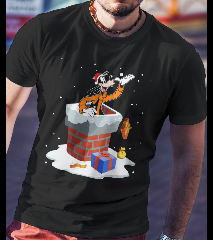 Goofy Santa Chimney Christmas Presents Snow T-Shirt