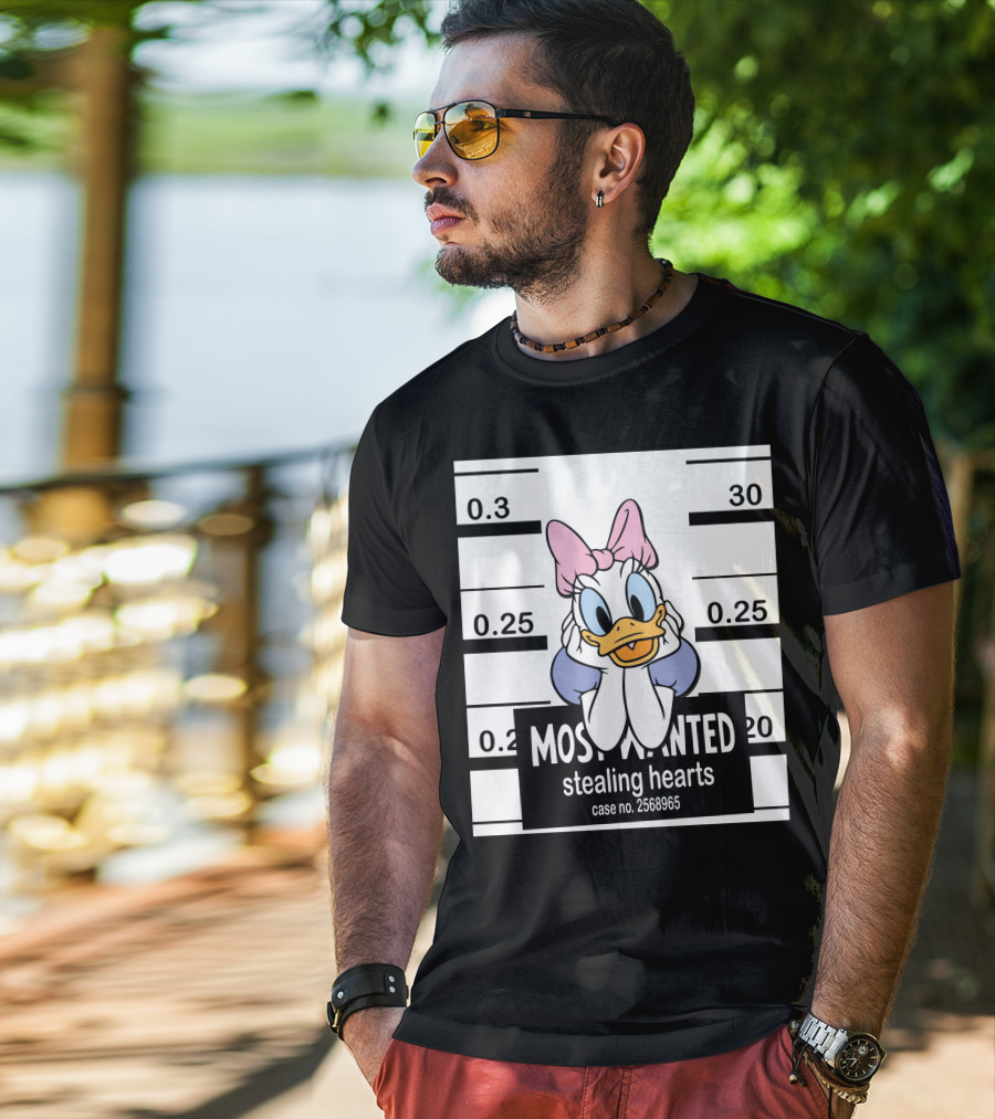 Daisy Most Wanted Stealing Hearts Case No. 2568965 T-Shirt