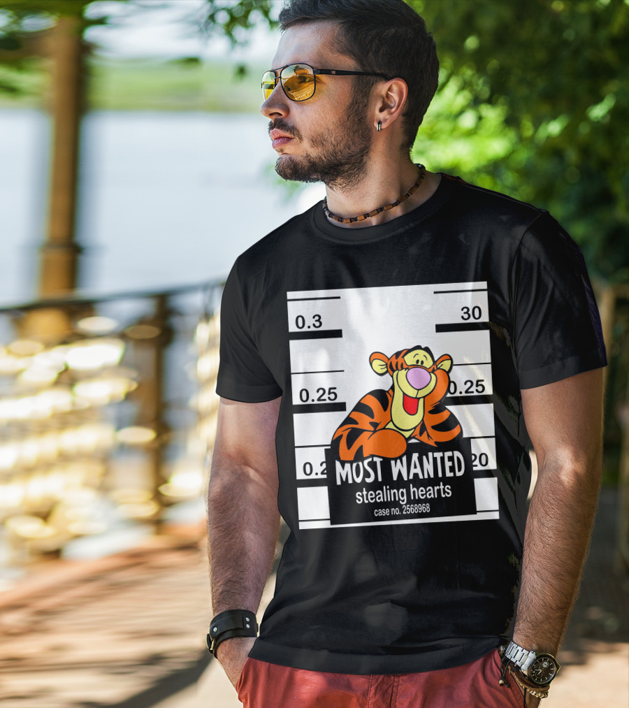 Most Wanted Tigger Stealing Hearts Case No. 2568968 T-Shirt