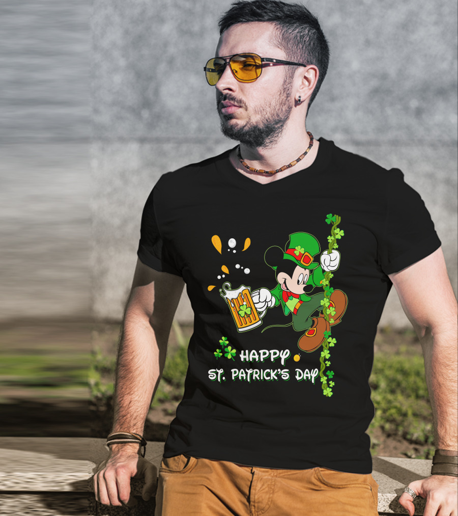 Happy St Patrick's Day Mickey Mouse Beer And Shamrocks Party T-Shirt