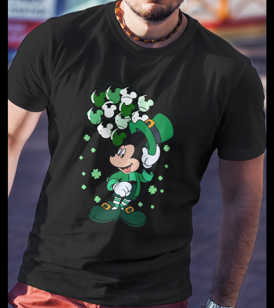 Mickey Mouse St Patrick's Day Celebration With Leprechaun Outfit And Shamrock Balloons T-Shirt