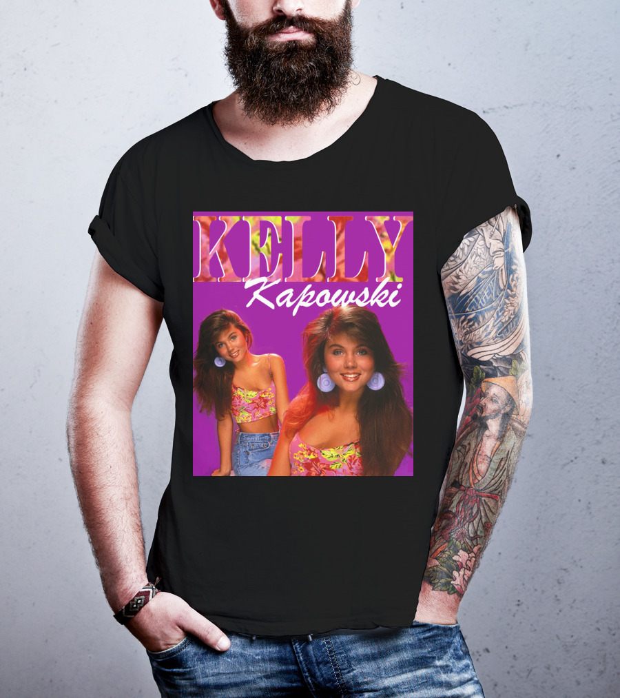 Kelly Kapowski Saved By The Bell 90s Iconic Style Retro Vibes T-Shirt