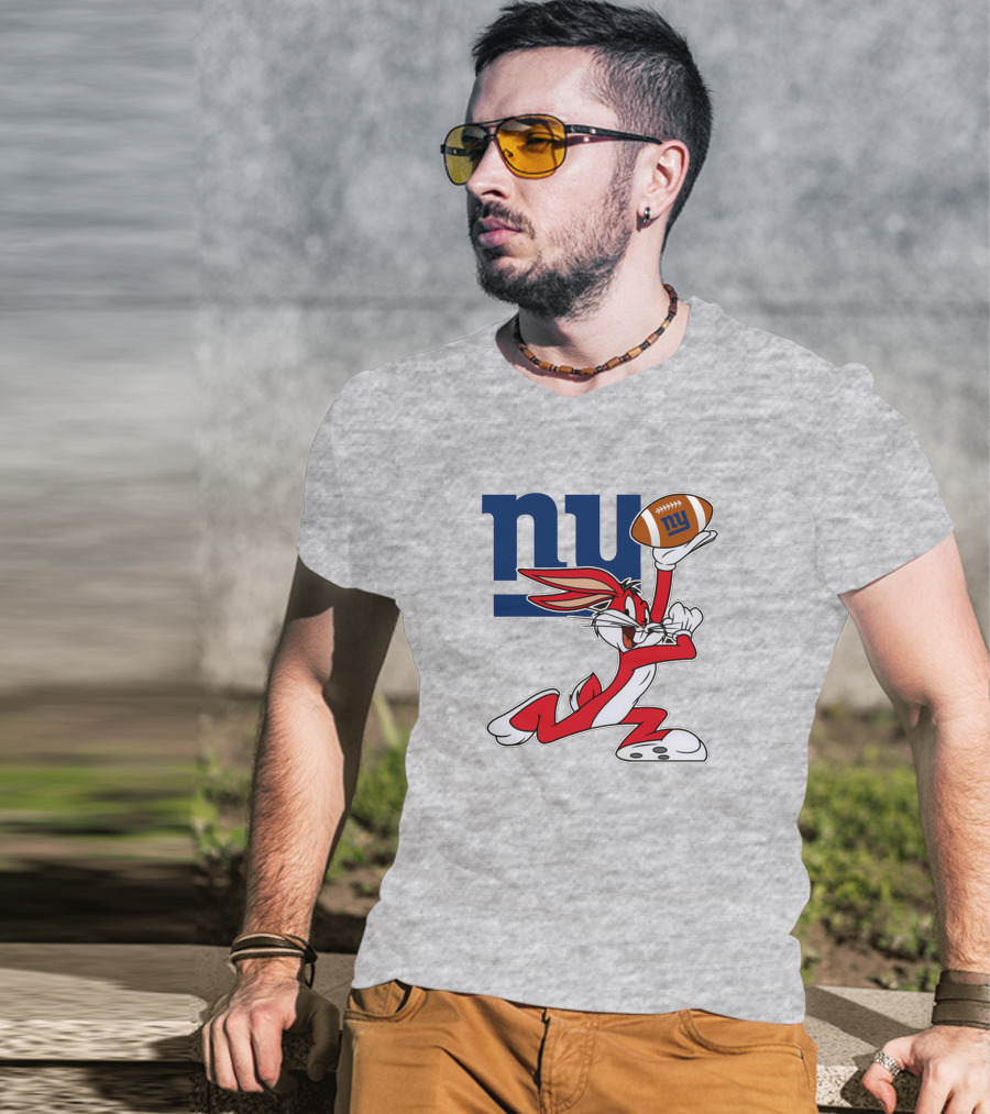 New York Giants Bugs Bunny Football T-Shirt