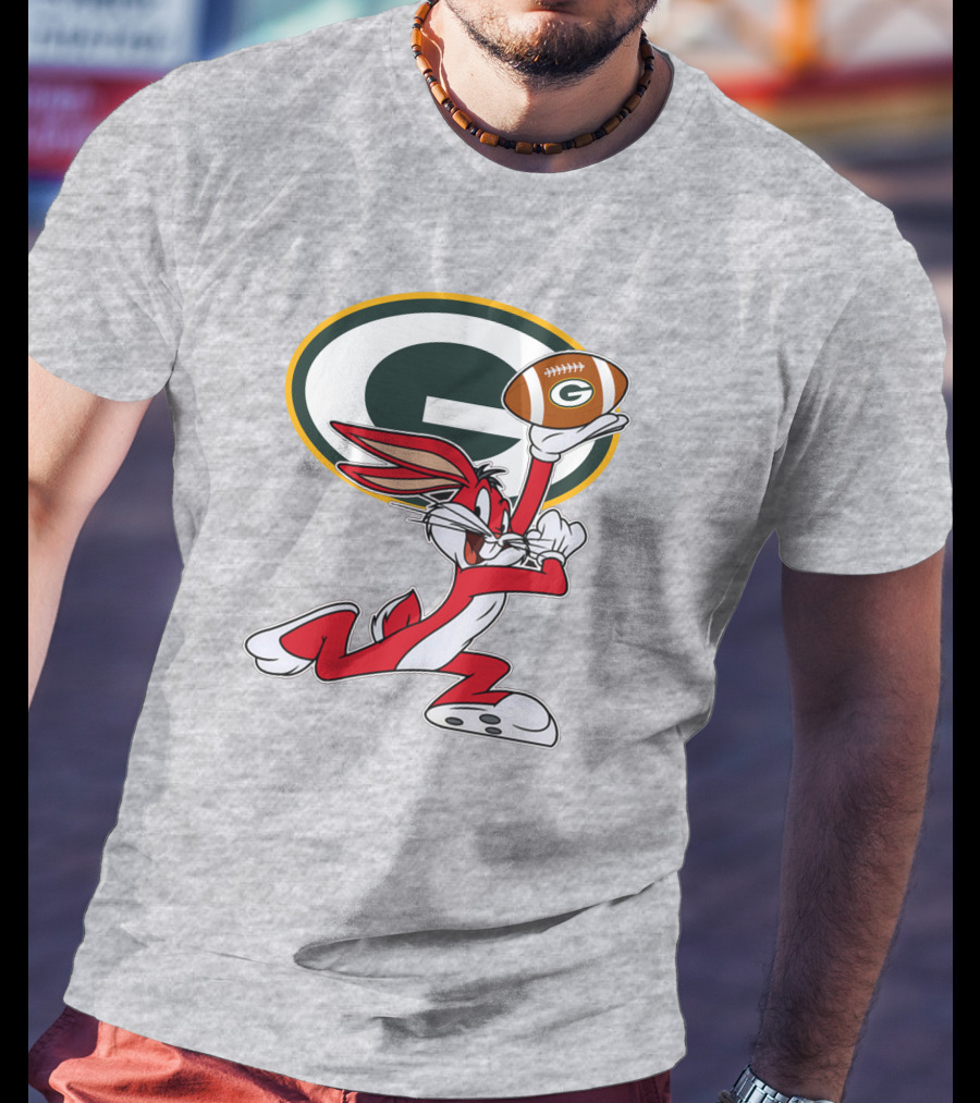 Green Bay Packers Bugs Bunny Holding Football T-Shirt