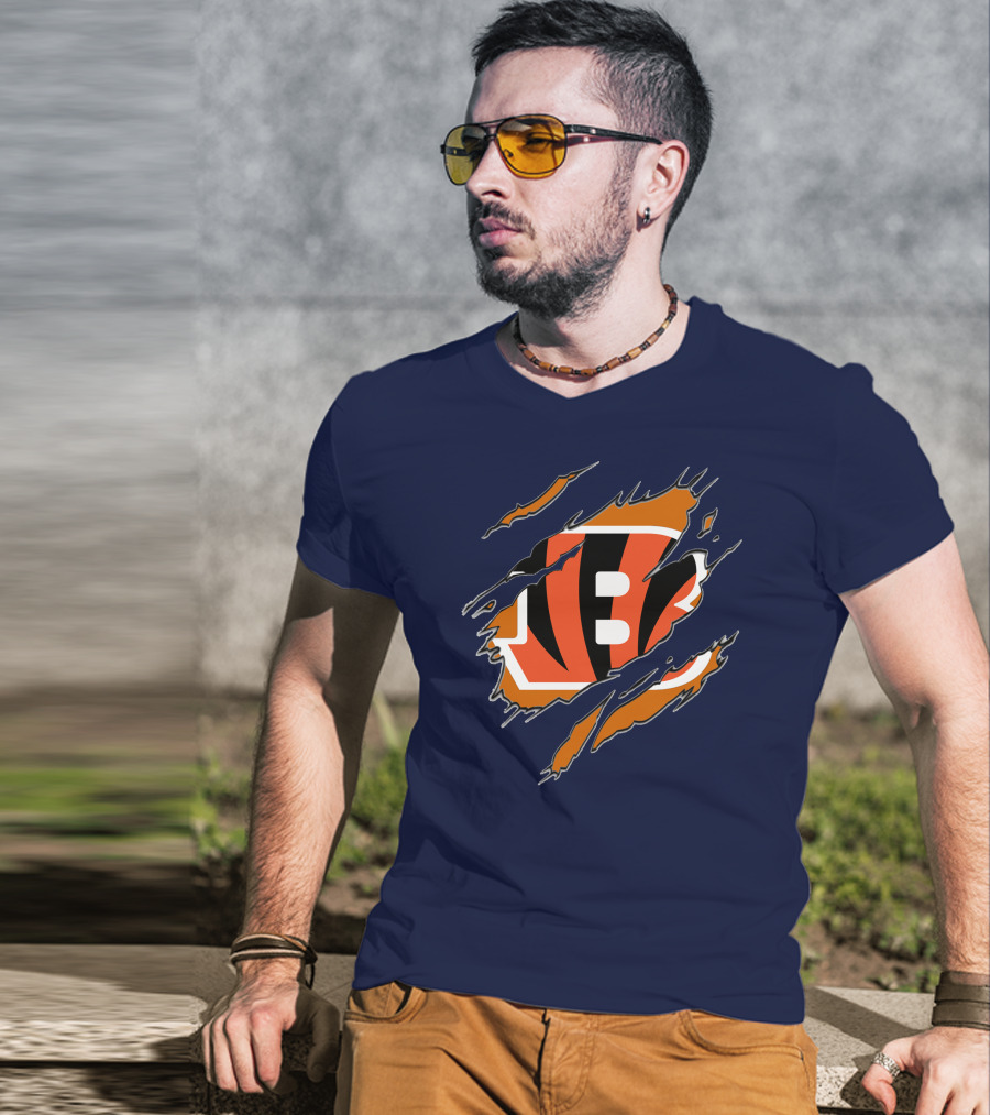 Cincinnati Bengals Claw Mark Logo Tearing Effect T-Shirt