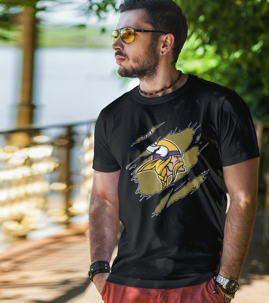 Minnesota Vikings Helmet And Warrior Tear Effect T-Shirt