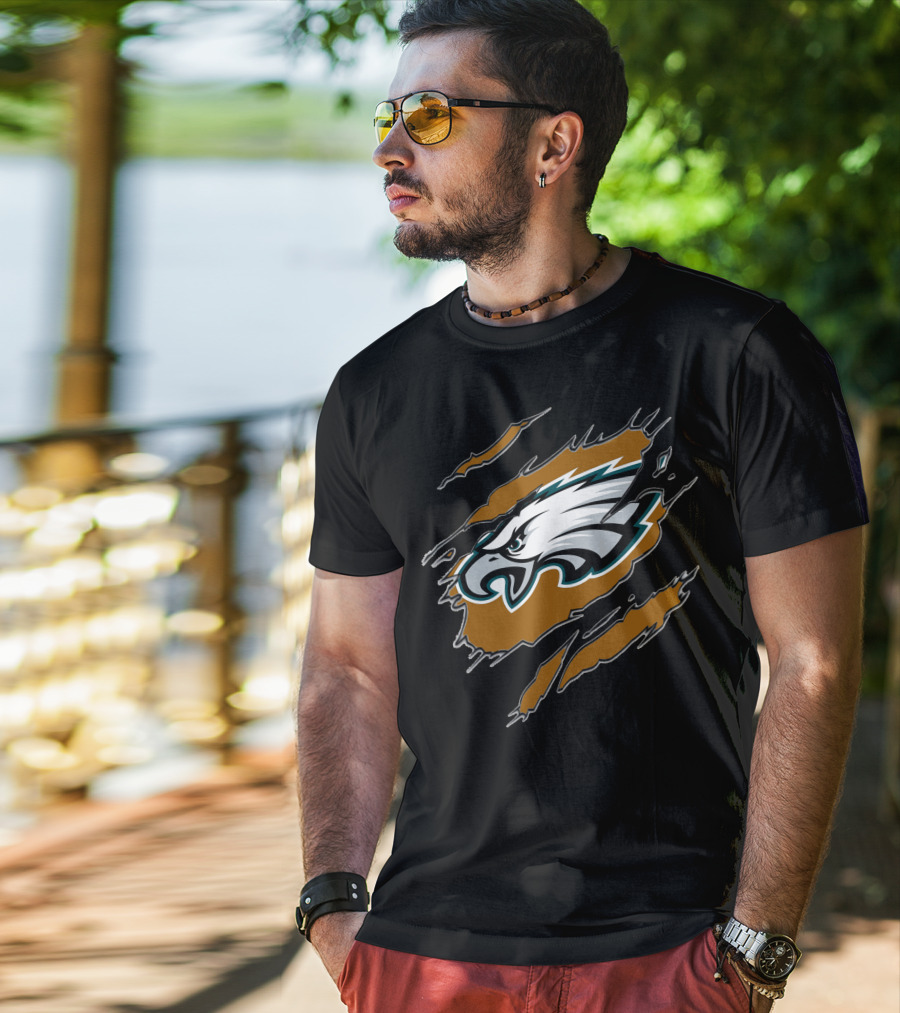 Philadelphia Eagles Logo Burst T-Shirt