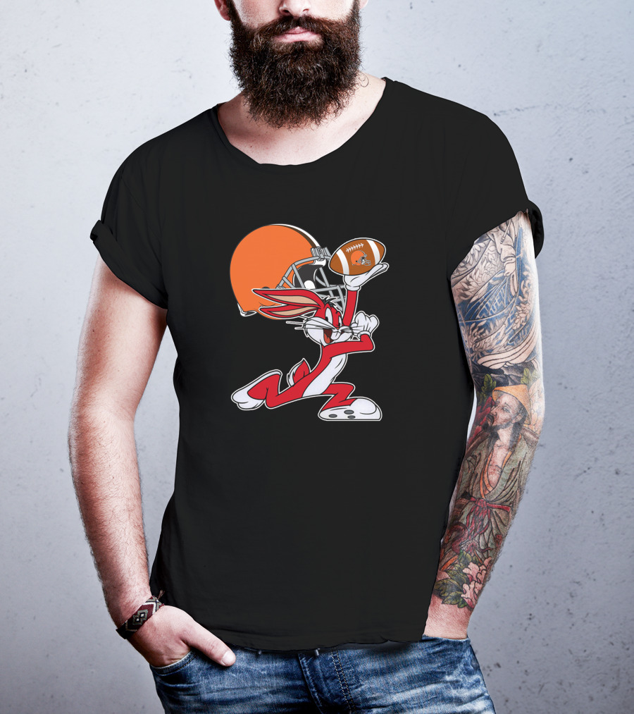 Cleveland Browns Bugs Bunny Football Chiefs T-Shirt