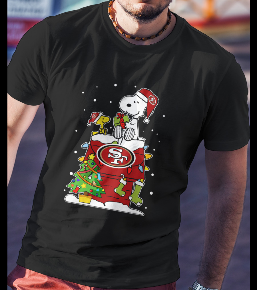 San Francisco 49ers Snoopy And Woodstock Christmas Celebration T-Shirt