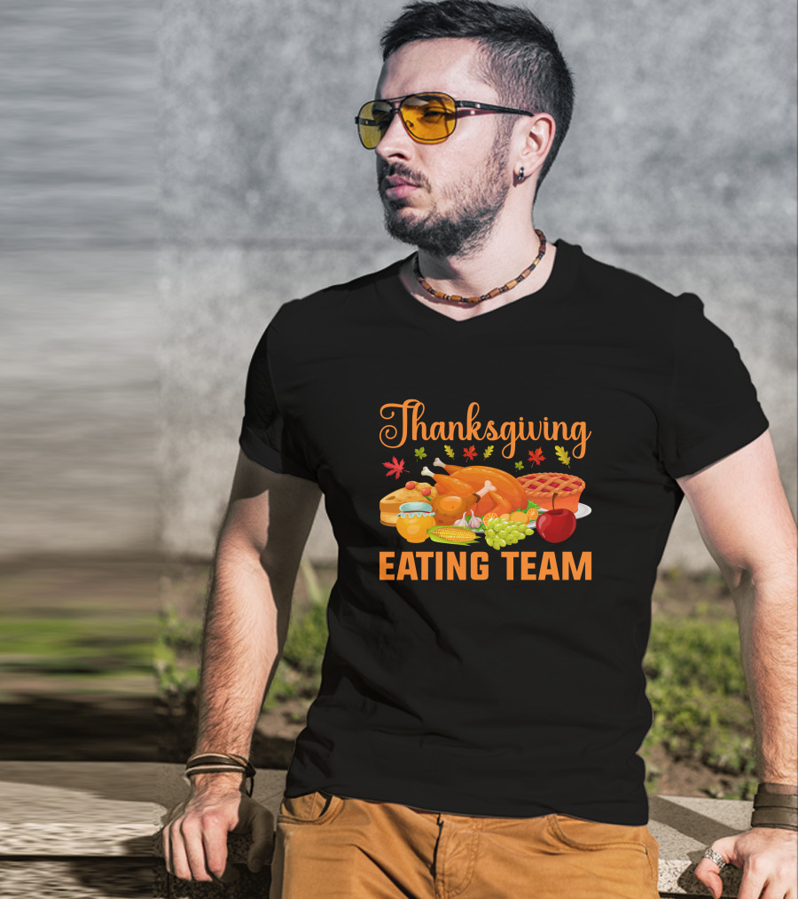Thanksgiving Feast Eating Team Turkey Pie Corn Apple Grapes Leaves T-Shirt