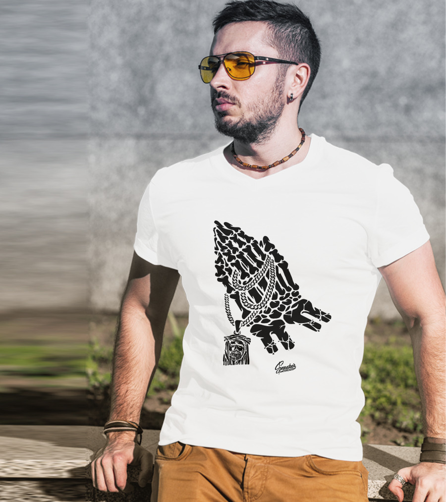 Spreaders Threads Bone Hand Necklace Pray Sneaker T-Shirt