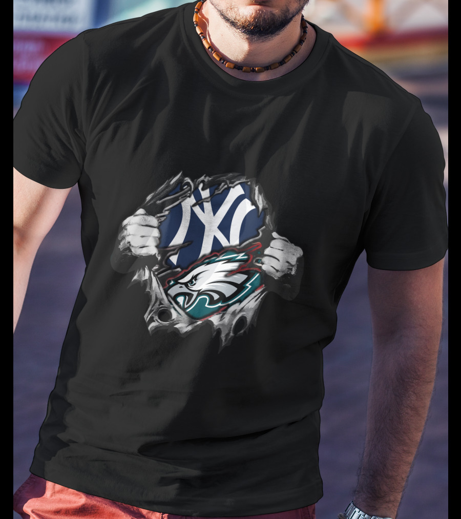 New York Yankees Philadelphia Eagles Crossover T-Shirt