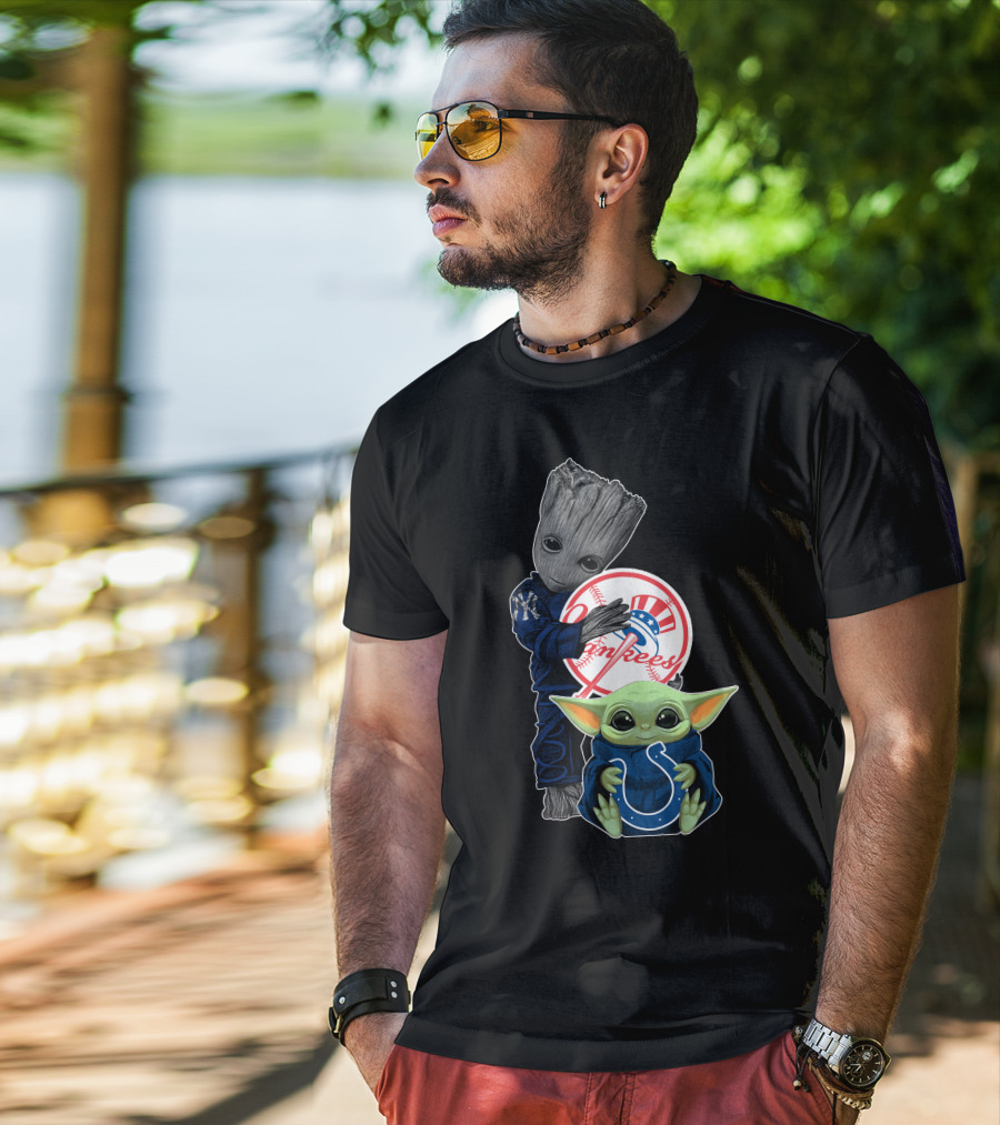 Yankees Groot Holding Baseball With Colts Baby Yoda T-Shirt