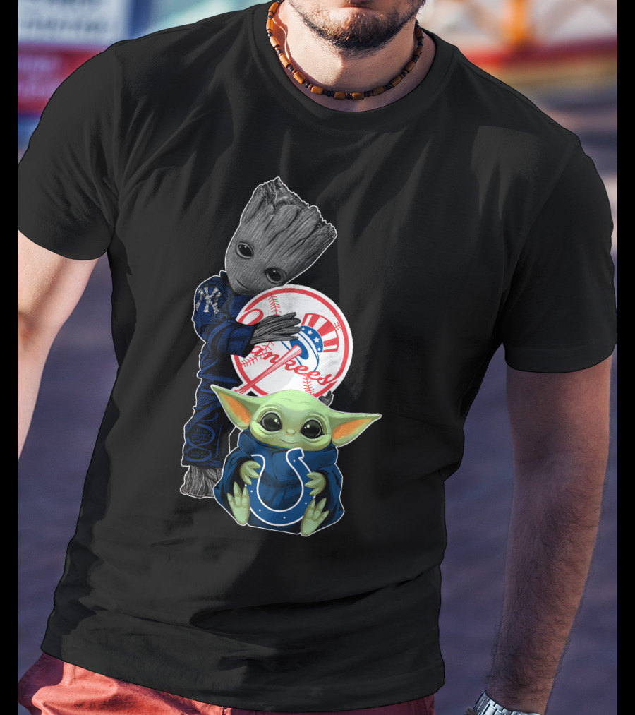 Yankees Groot Holding Baseball With Colts Baby Yoda T-Shirt
