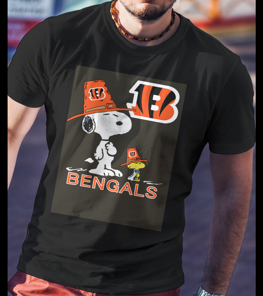 Bengals Snoopy And Woodstock In Team Hats T-Shirt