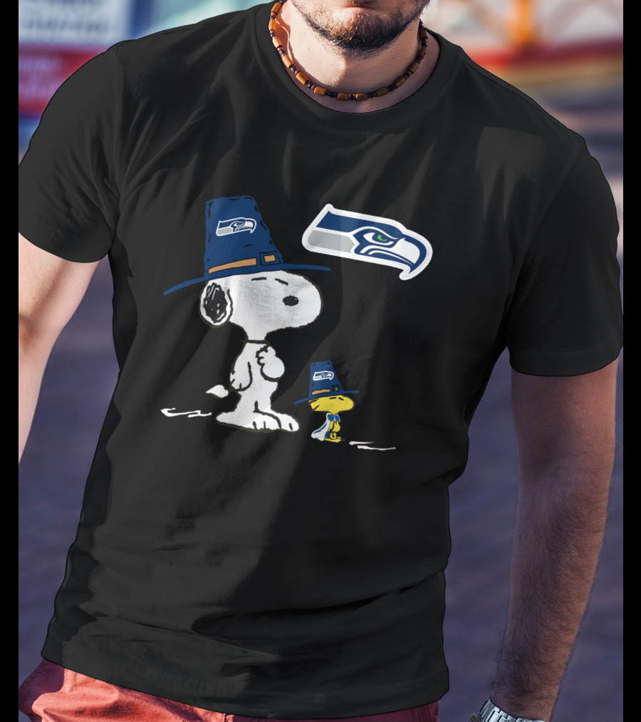 Seattle Seahawks Snoopy And Woodstock Thanksgiving Hat Football Celebration T-Shirt