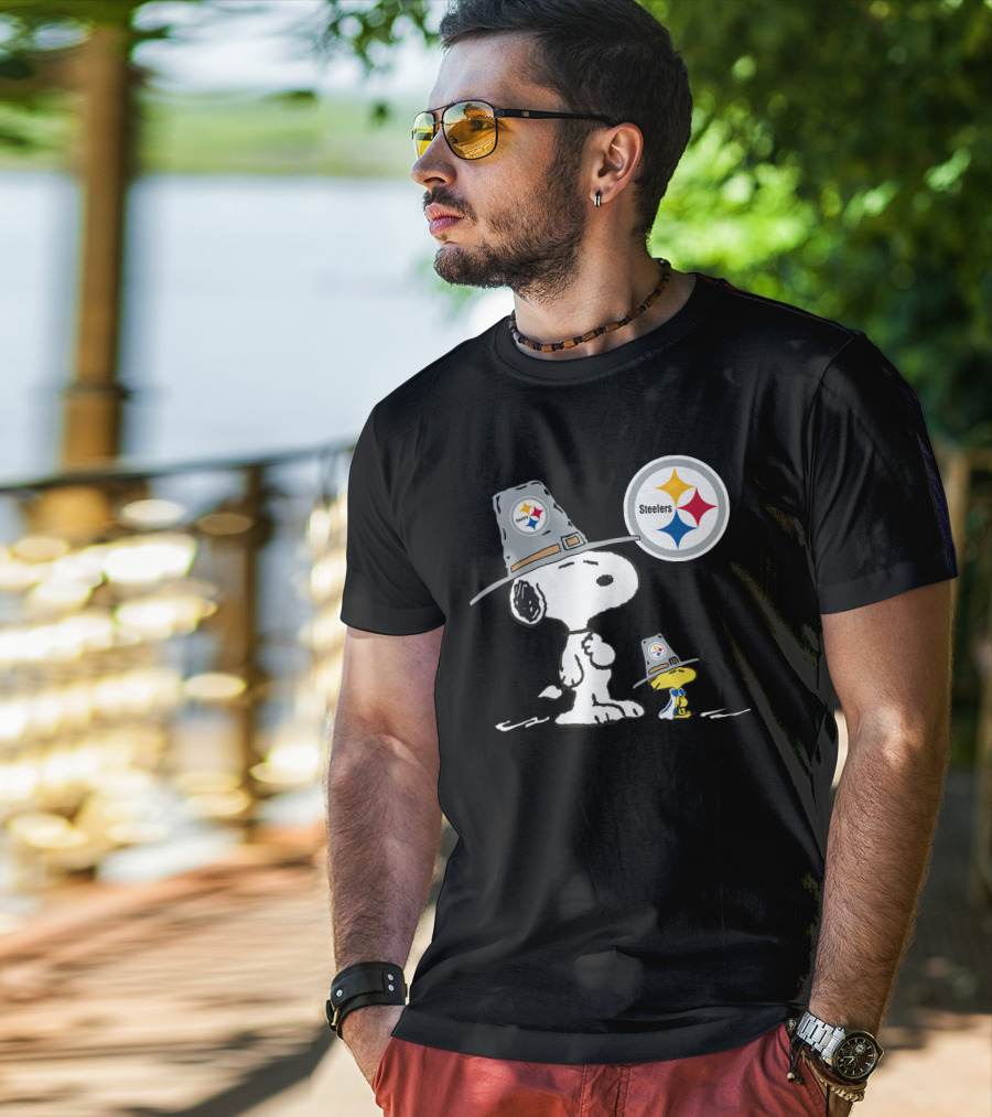 Steelers Snoopy Pilgrim Hats T-Shirt