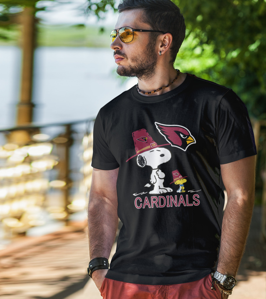 Snoopy Cardinals Peanuts Woodstock NFL Football Hat T-Shirt