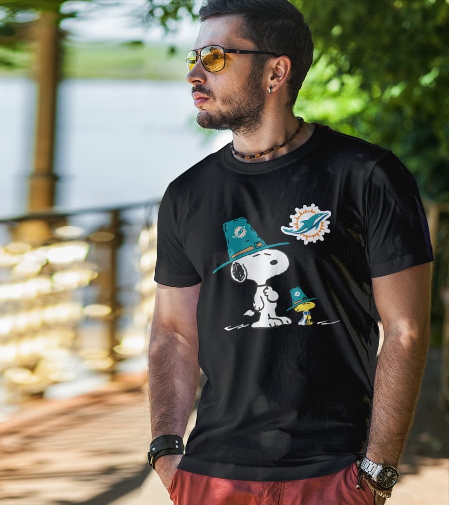 Snoopy And Woodstock Miami Dolphins Thanksgiving Hat T-Shirt