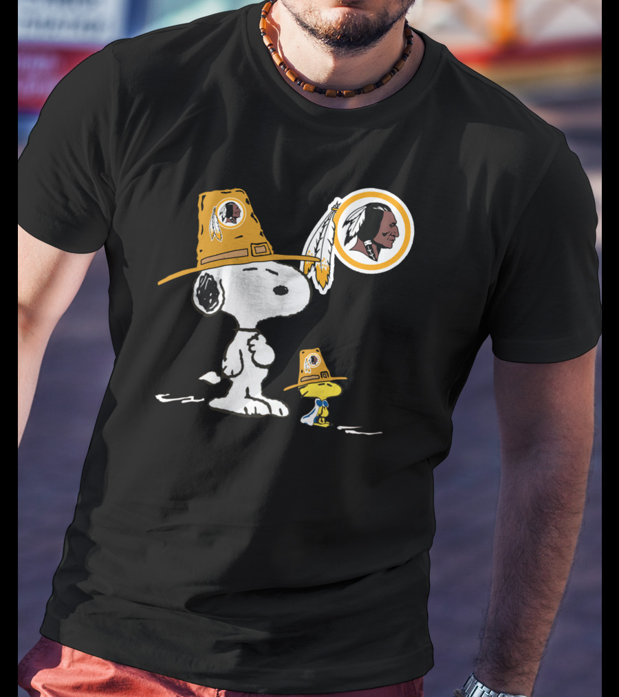 Snoopy And Woodstock Pilgrim Hats Washington Redskins T-Shirt