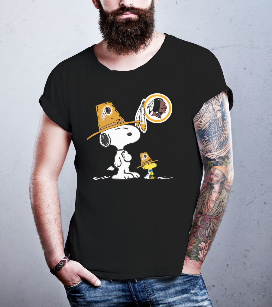 Snoopy And Woodstock Pilgrim Hats Washington Redskins T-Shirt