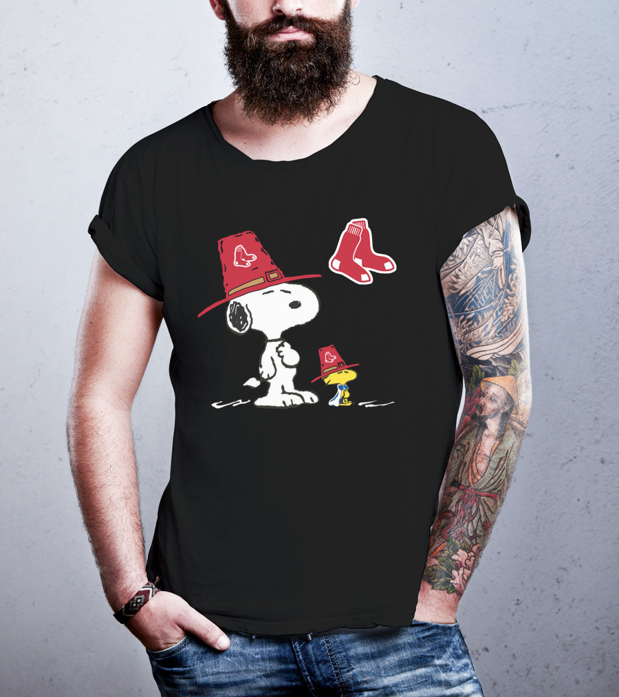 Snoopy Woodstock Boston Red Sox Pilgrim Hat Sox T-Shirt