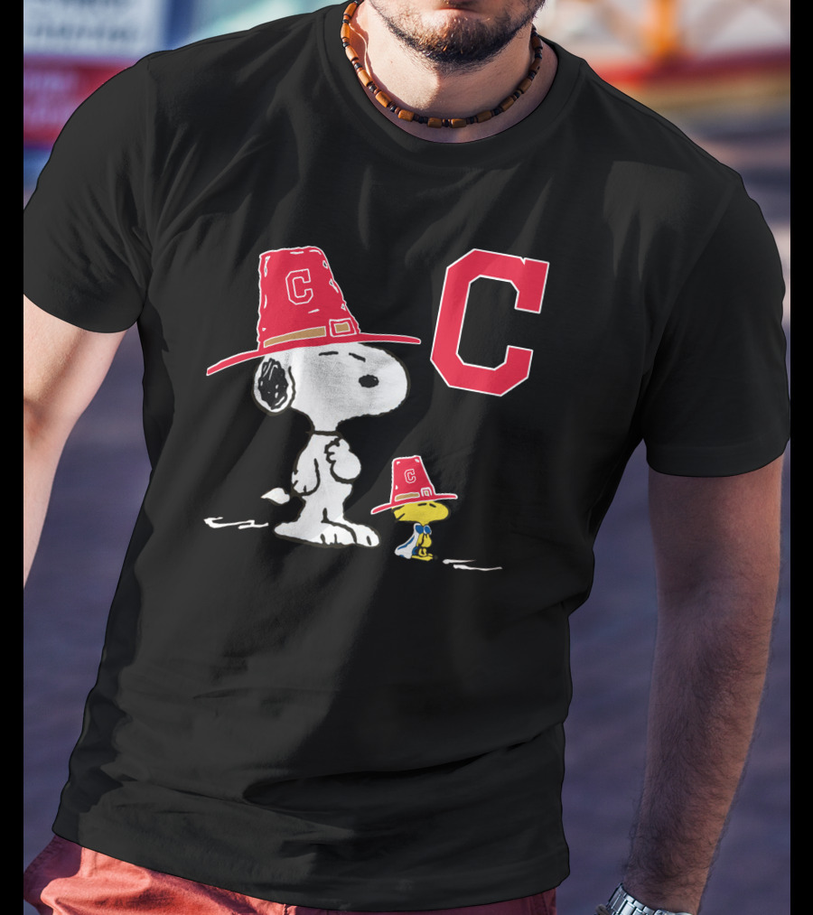 Cleveland Indians Snoopy C Logo Peanuts Hat T-Shirt