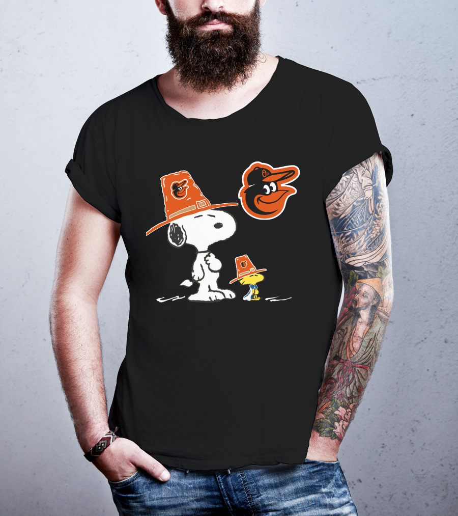 Snoopy Woodstock Orioles Thanksgiving Pilgrim Hats T-Shirt