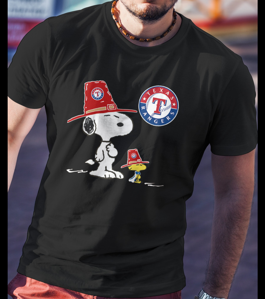 Texas Rangers Snoopy And Woodstock In Red Hats With Team T-Shirt