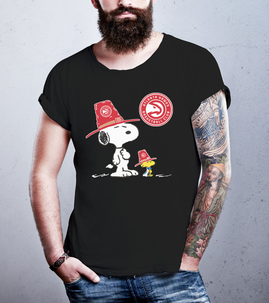 Atlanta Hawks Basketball Club Snoopy Woodstock Fan Hat T-Shirt