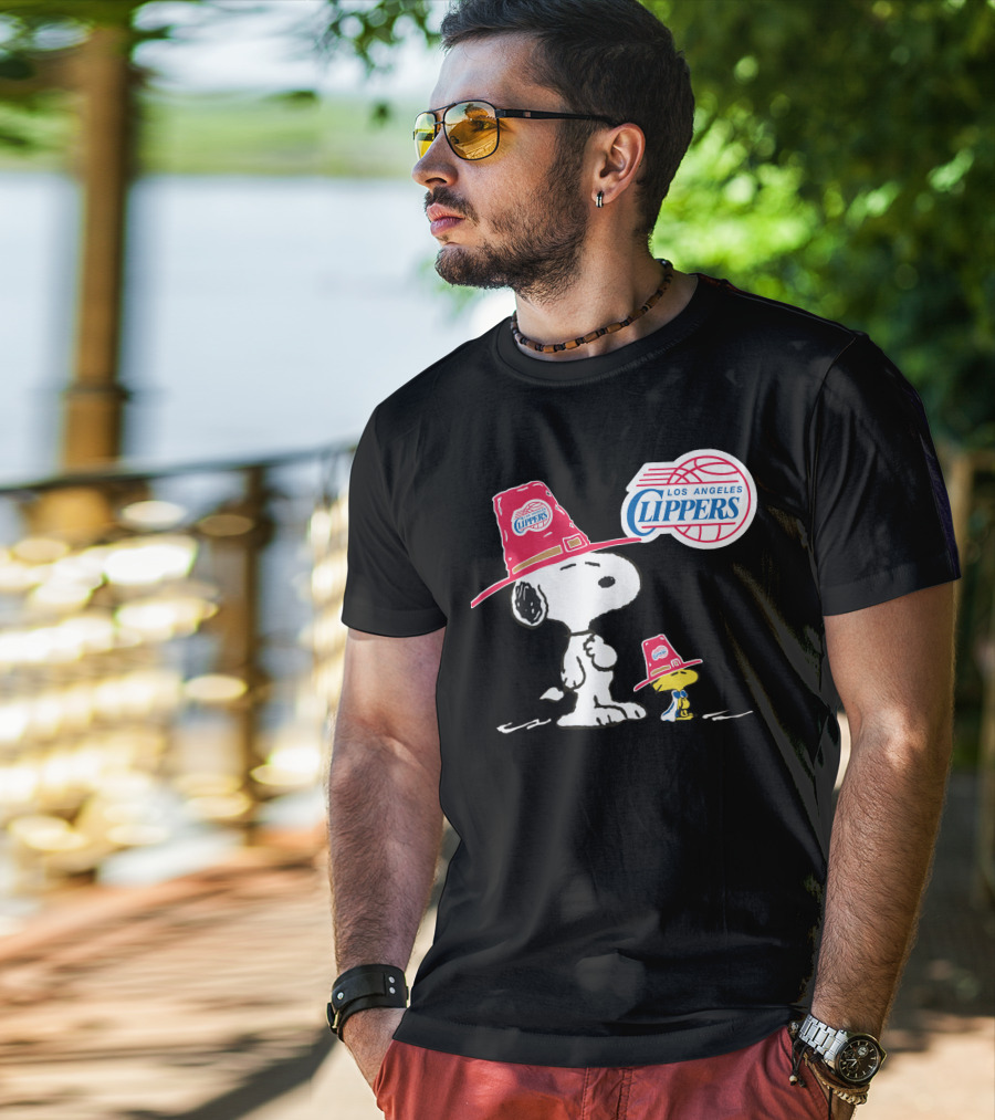 Los Angeles Clippers Snoopy With Woodstock In Team Hats T-Shirt