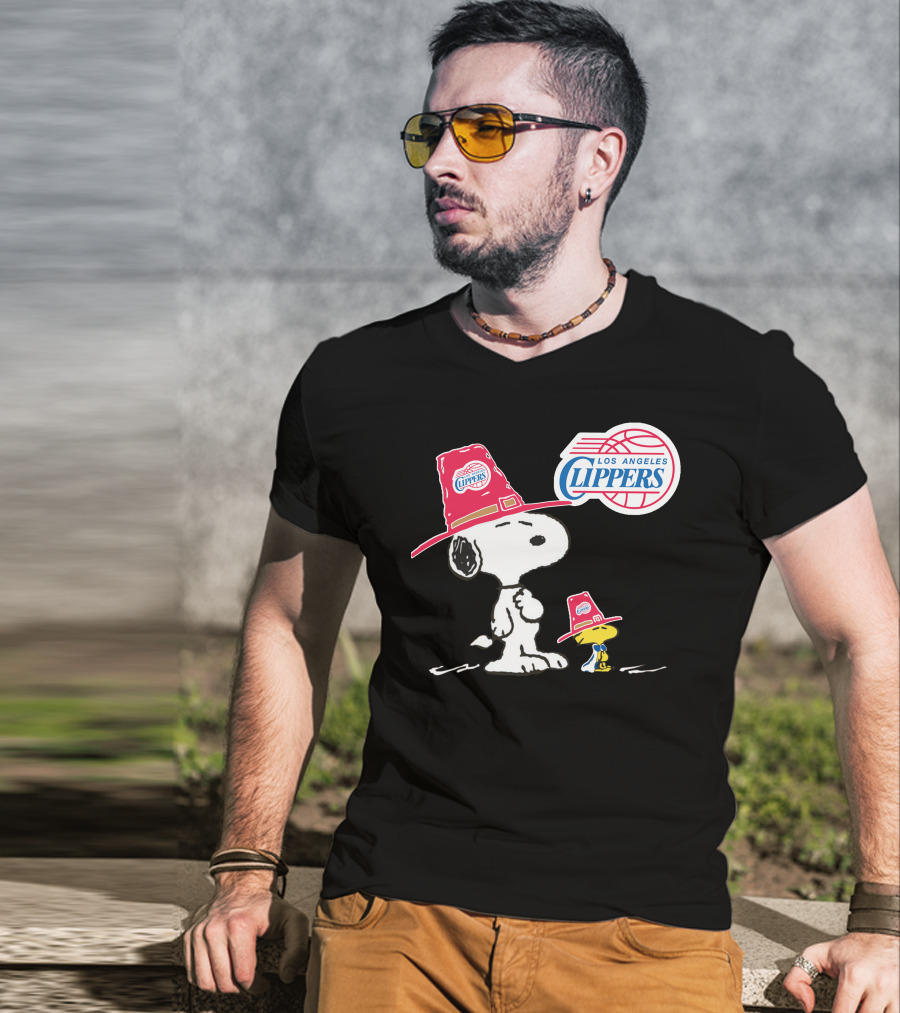 Los Angeles Clippers Snoopy With Woodstock In Team Hats T-Shirt