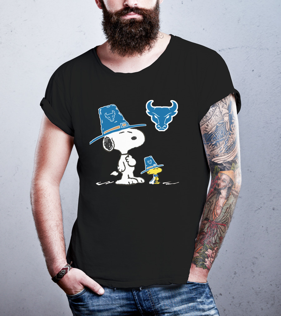 Buffalo Bulls Snoopy Woodstock Blue Pilgrim Hat T-Shirt