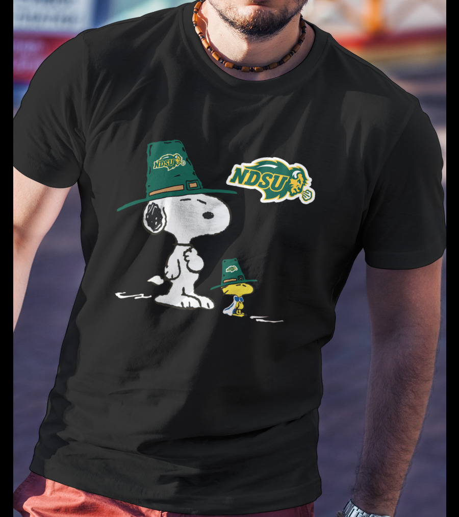 NDSU Bison Snoopy And Woodstock Green Hat Peanuts T-Shirt