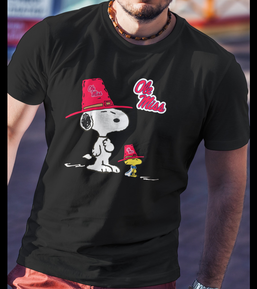 Ole Miss Snoopy And Woodstock In Rebel Hats T-Shirt