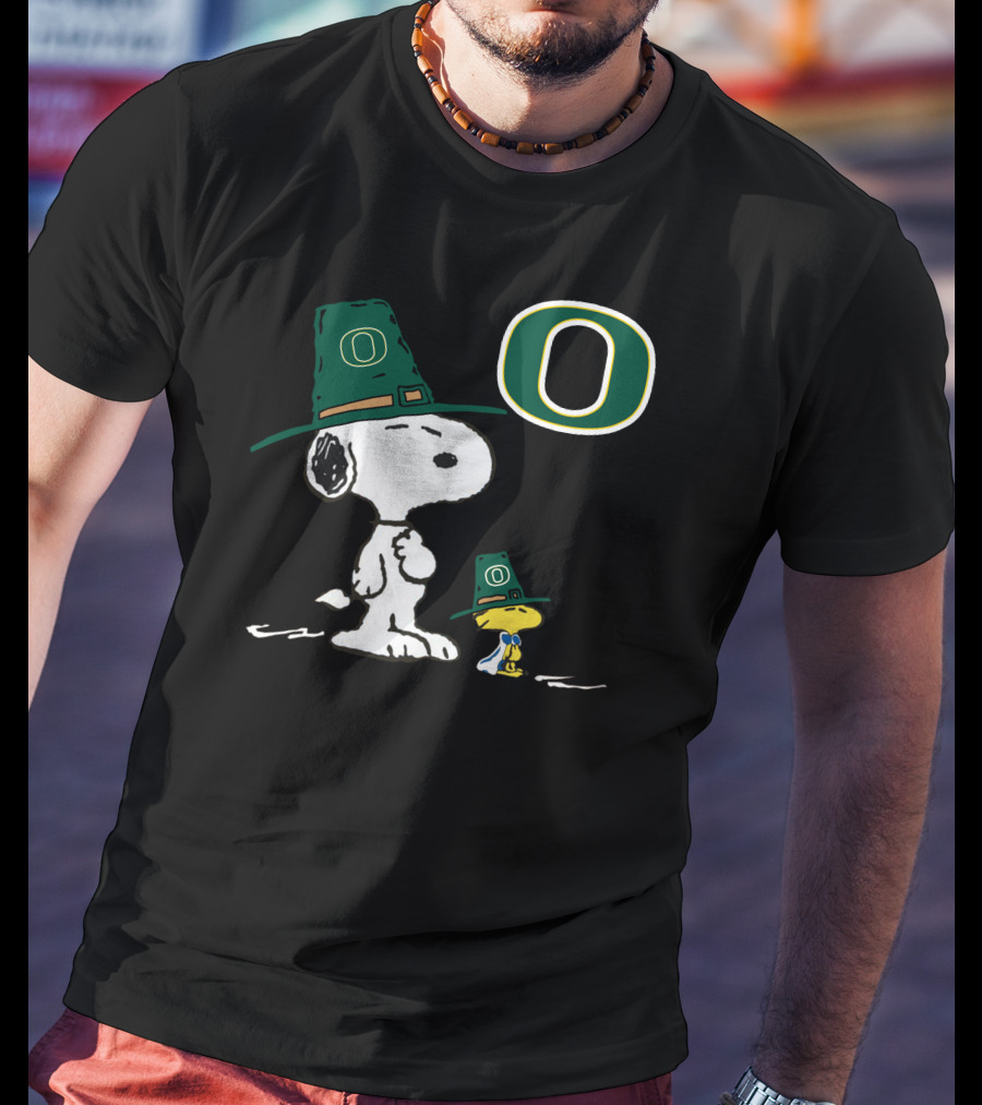 Oregon Ducks Snoopy Woodstock Peanuts O T-Shirt