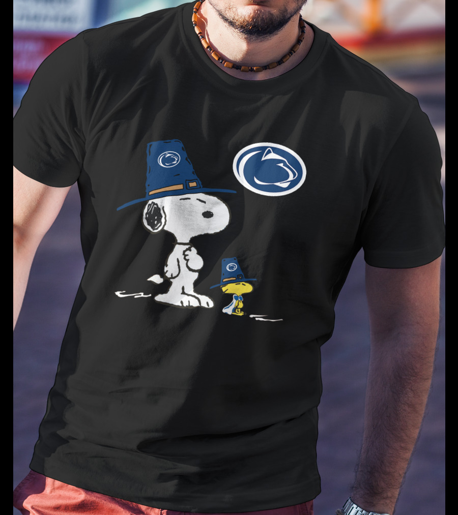 Penn State Nittany Lions Snoopy And Woodstock Pilgrim Hats Peanuts Football T-Shirt