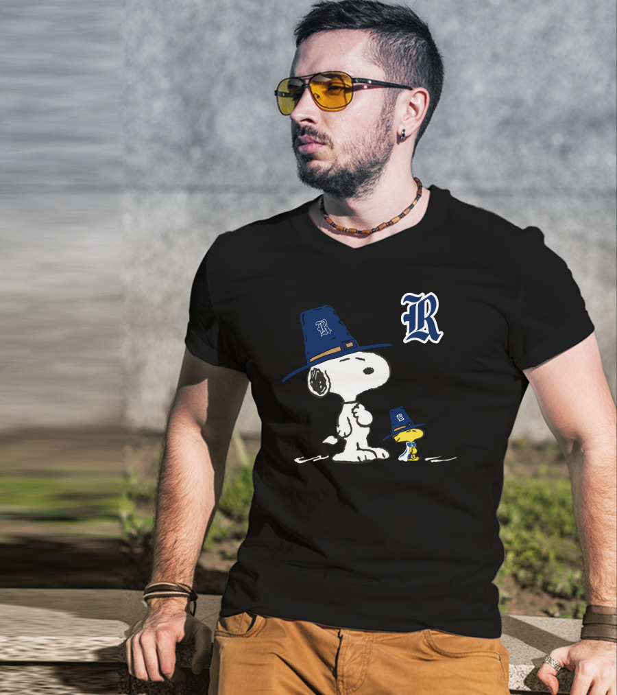 Rice Owls Snoopy Woodstock Pilgrim Hats T-Shirt